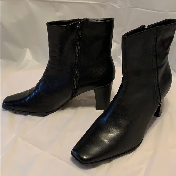 a.n.a Shoes - ⭐️NEW ITEM⭐️ a.n.a. a New Approach Gently Loved